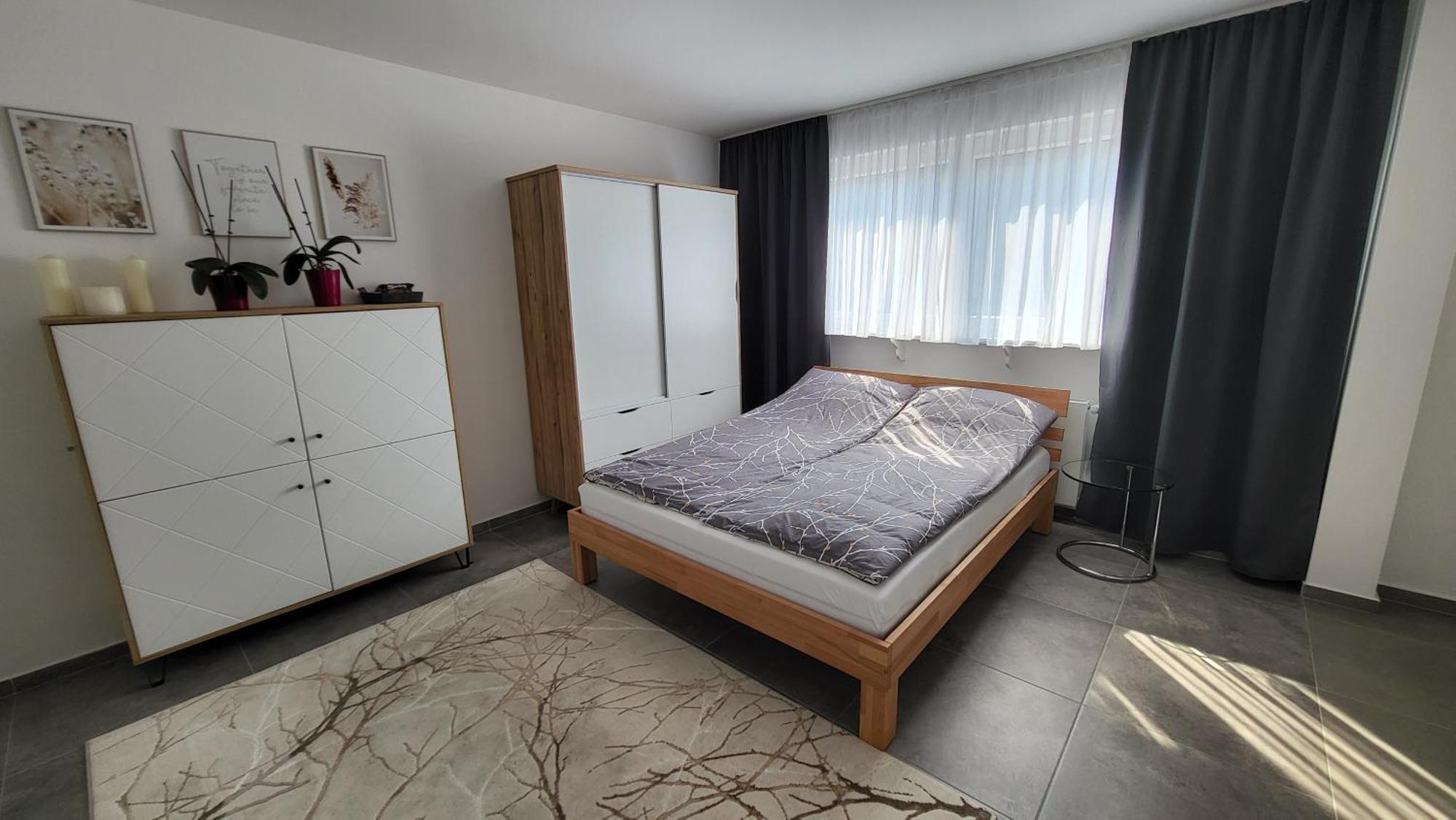 Quiet House - 10 Min Away From Cologne Apartment *
