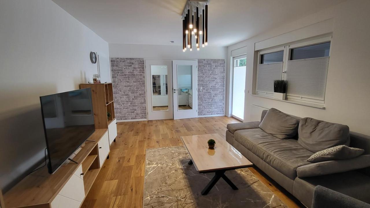 Quiet House - 10 Min Away From Cologne Apartment